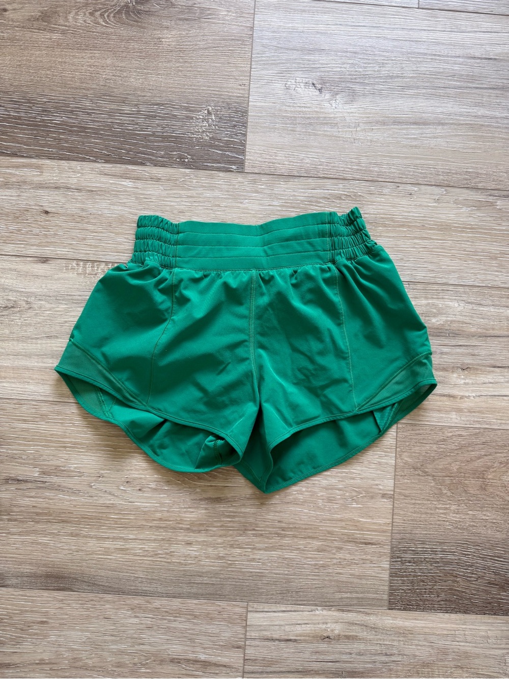 Lululemon Hotty Hot High-Rise short